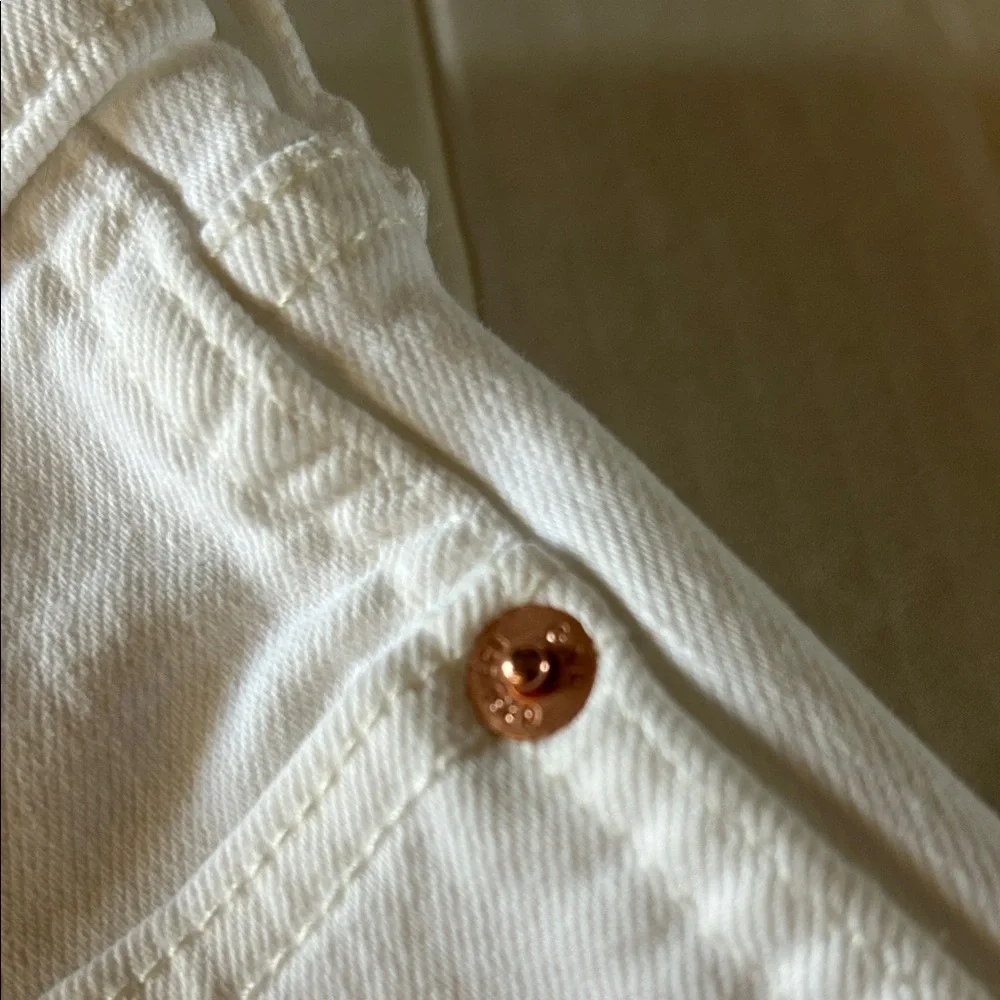 GAP Women’s White Straight Leg Petite - Picture 4 of 6